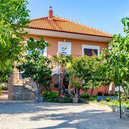 Apartment Chubi 2br Parking Terrace Bbq Vegetable Garden Zadar