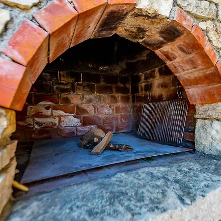 Chubi 2br Parking Terrace Bbq Vegetable Garden * Zara