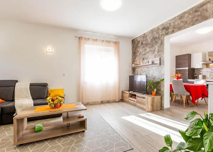 Chubi 2br Parking Terrace Bbq Vegetable Garden Appartement