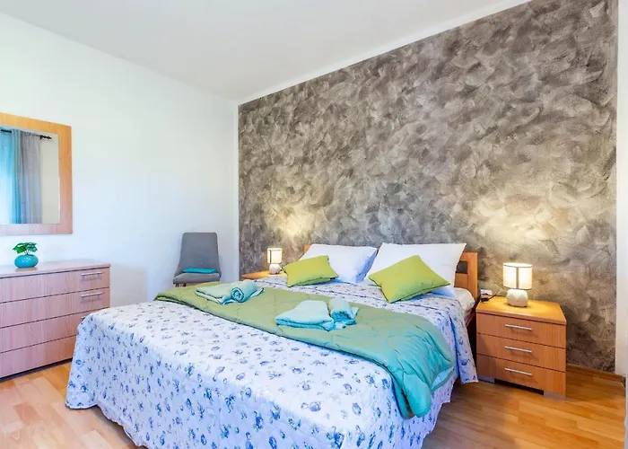 Chubi 2br Parking Terrace Bbq Vegetable Garden Appartement