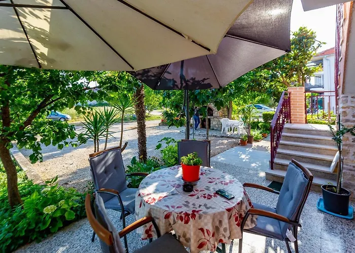Chubi 2br Parking Terrace Bbq Vegetable Garden Lejlighed Zadar